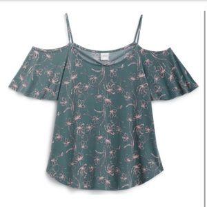 NWT Kaileigh Raven Cold Shoulder Knit Top • XS